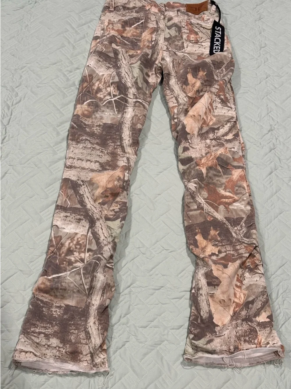 Jordan Craig Stacked Camo Jeans Men’s Size 14 Skinny Distressed Raw Hem - Picture 6 of 6